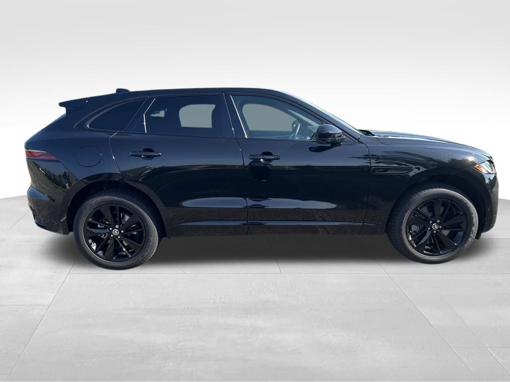 2026 Jaguar F-PACE P250 R-Dynamic S photo 10
