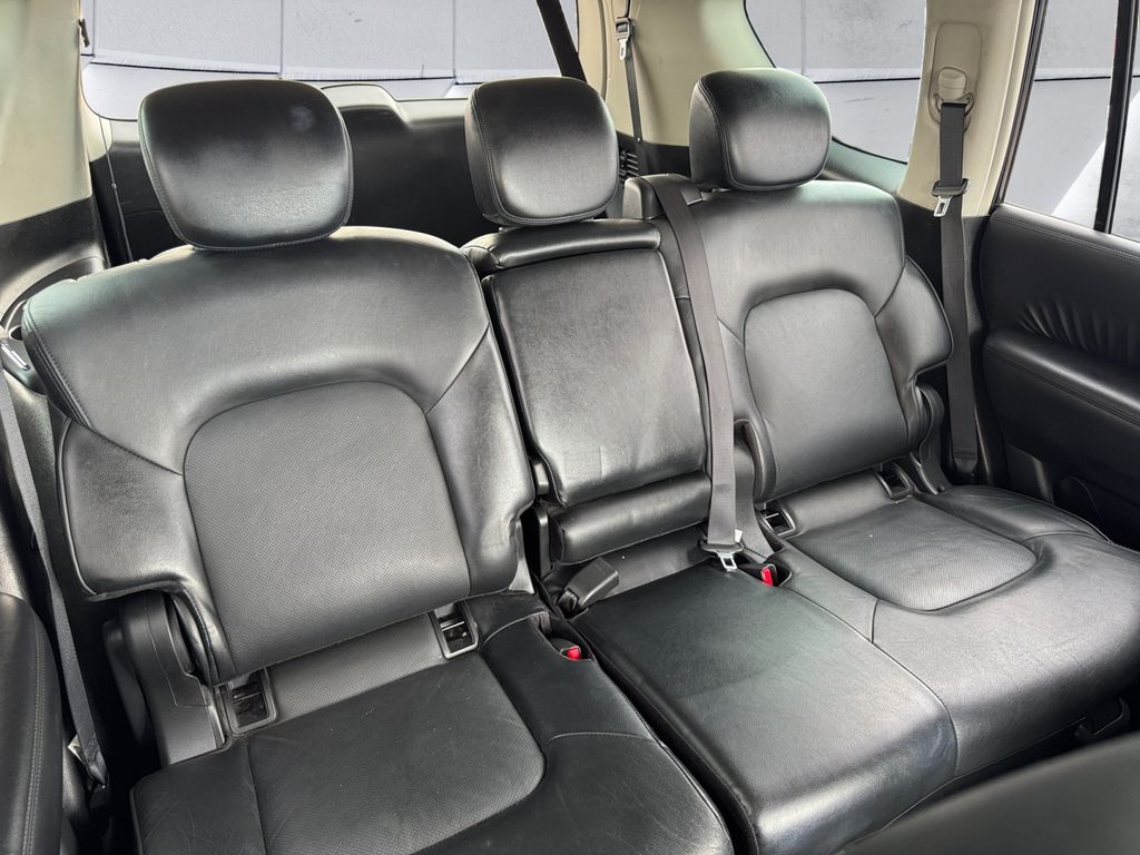 2023 Nissan Armada SL photo 15