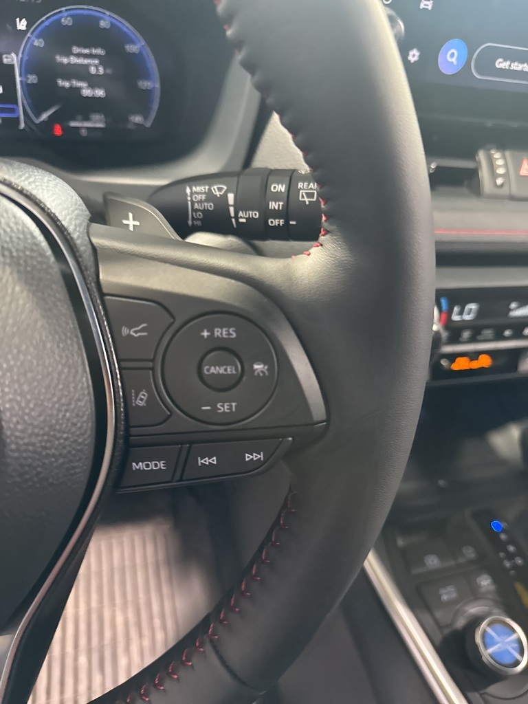 2025 Toyota RAV4 Hybrid XSE photo 36