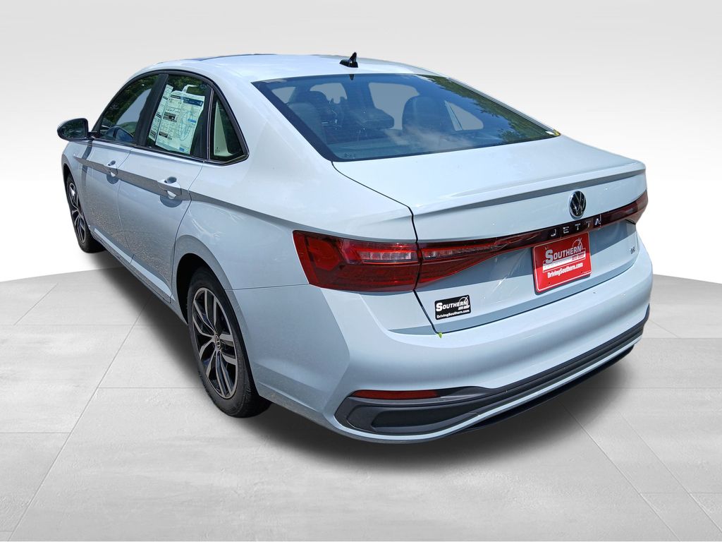 2025 Volkswagen Jetta 1.5T SE photo 3