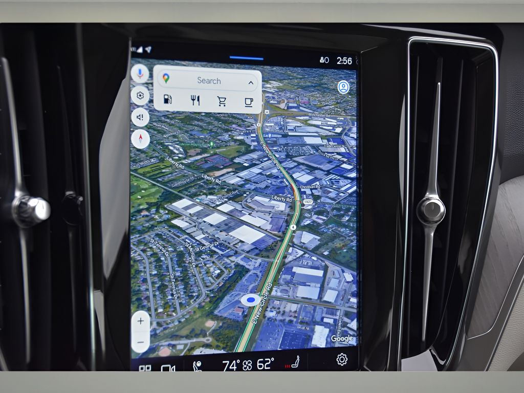 2024 Volvo S60 B5 Plus photo 14