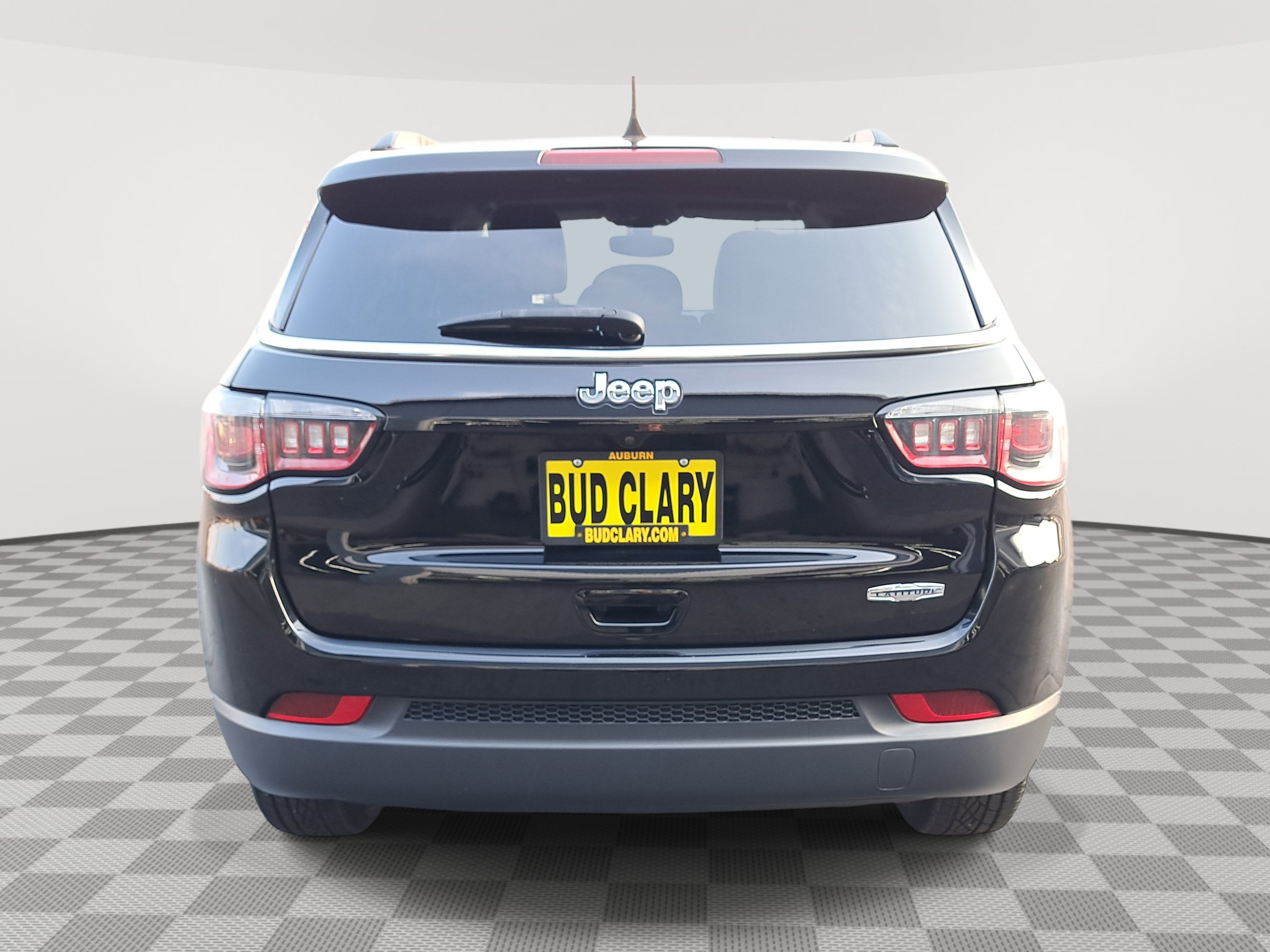2019 Jeep Compass Latitude photo 3