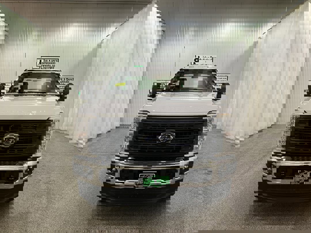 2025 Ford F-250 XL photo 2