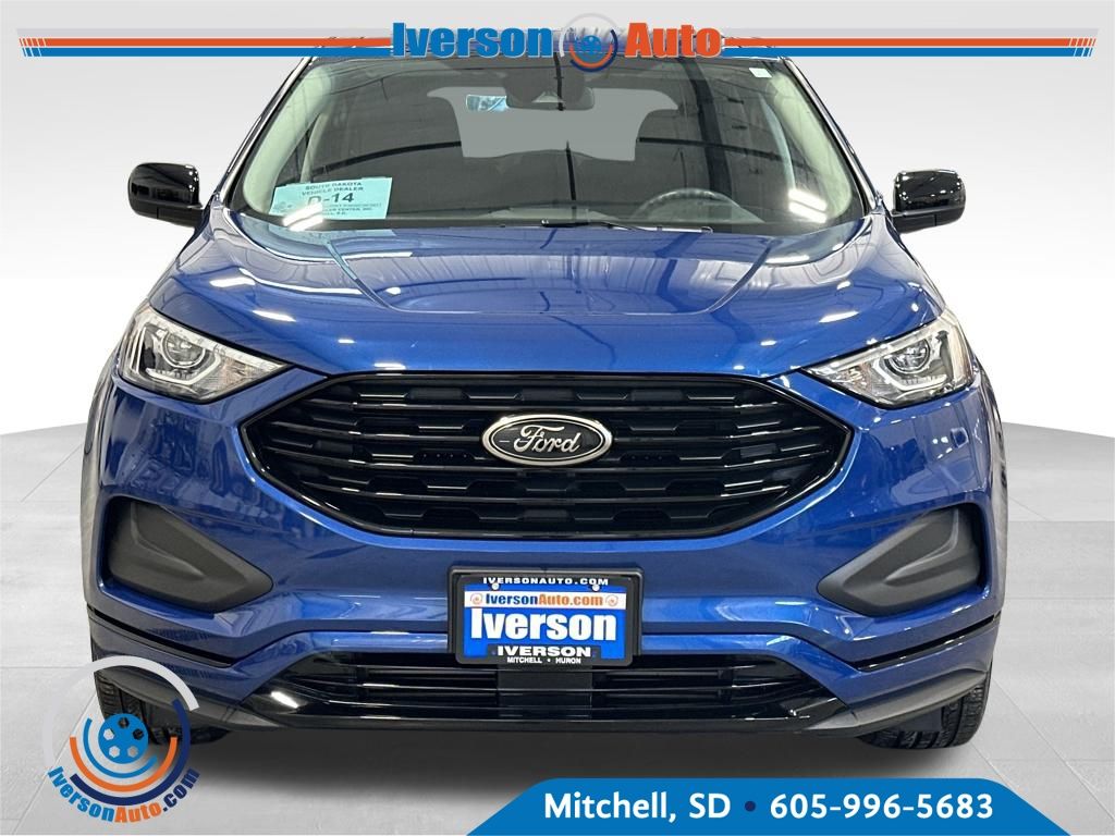 2022 Ford Edge SE photo 2
