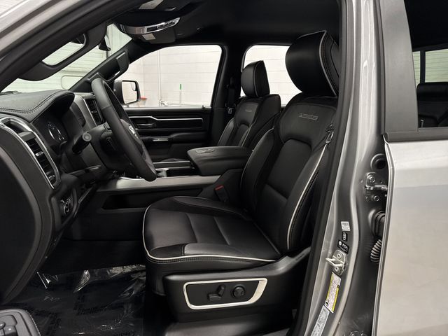 2025 Ram 1500 Laramie photo 4