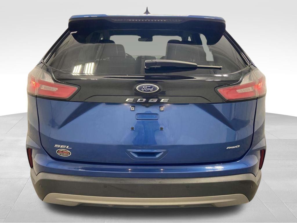 2024 Ford Edge SEL photo 4