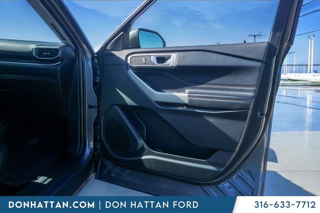 2022 Ford Explorer XLT photo 26
