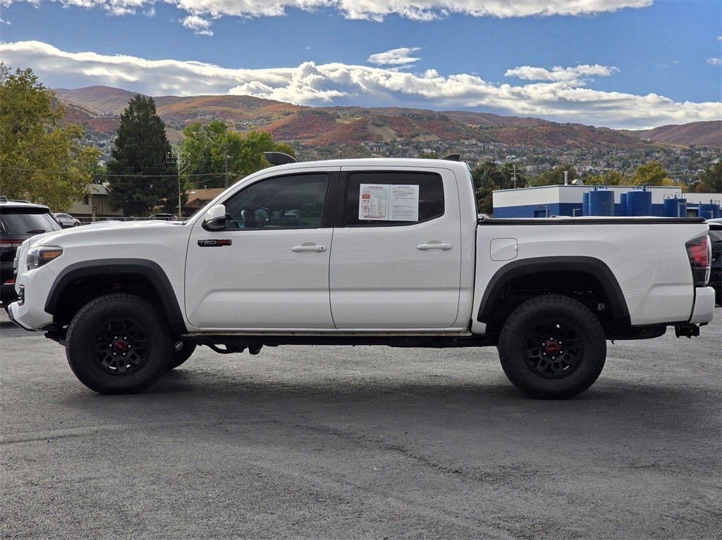2019 Toyota Tacoma TRD Pro photo 2