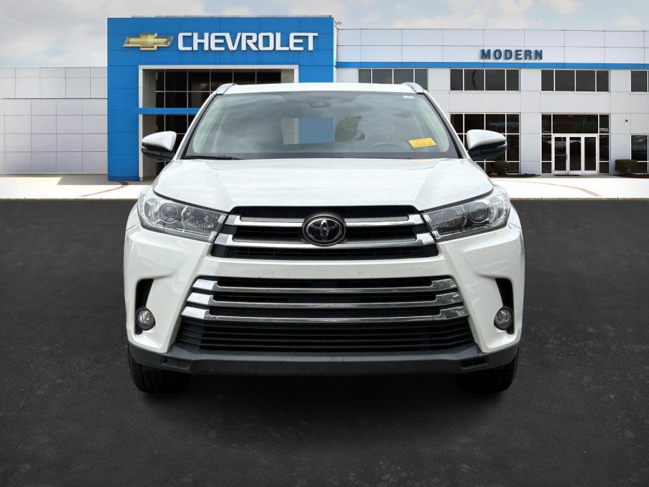 2017 Toyota Highlander Limited photo 8