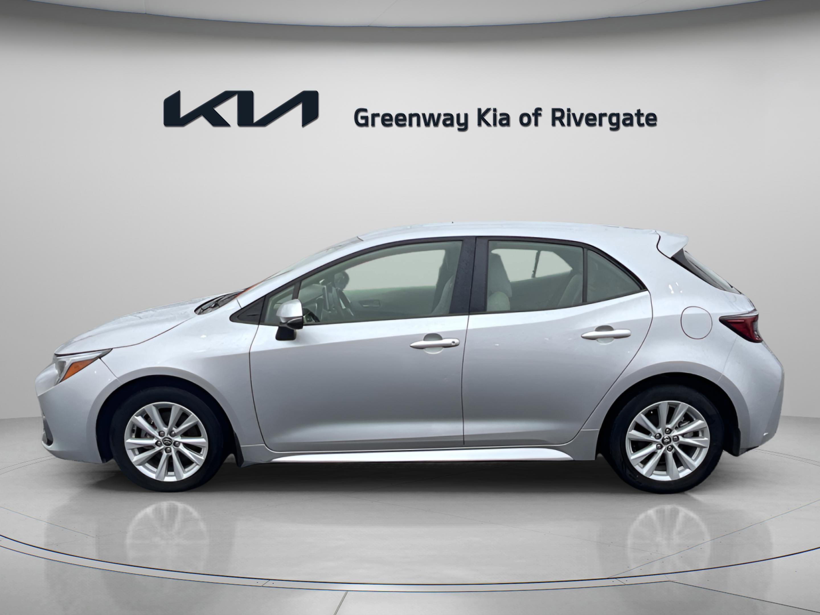 2023 Toyota Corolla SE photo 4