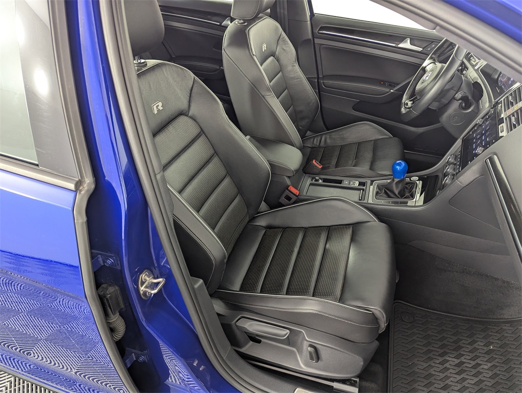 2018 Volkswagen Golf R 4Motion photo 31