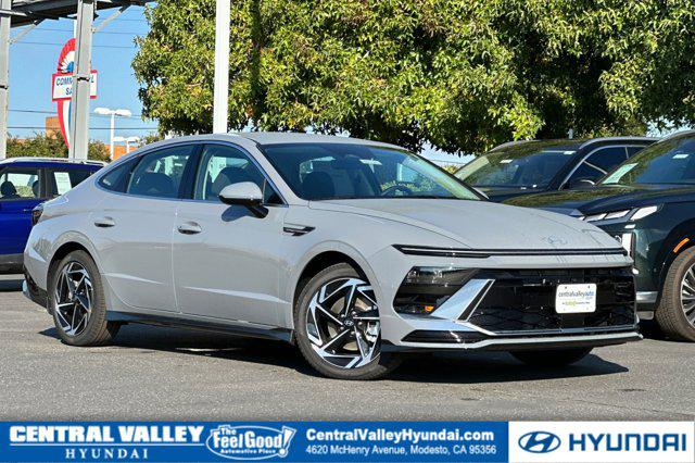 2026 Hyundai Sonata SEL's photo
