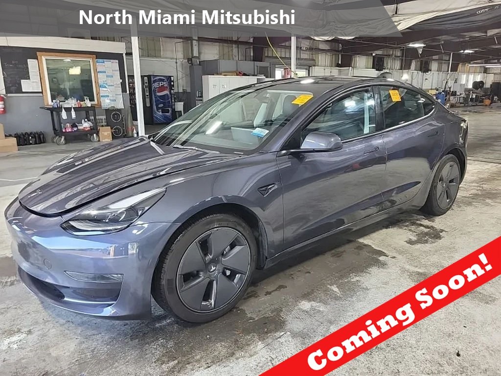 2023 Tesla Model 3 Base's photo