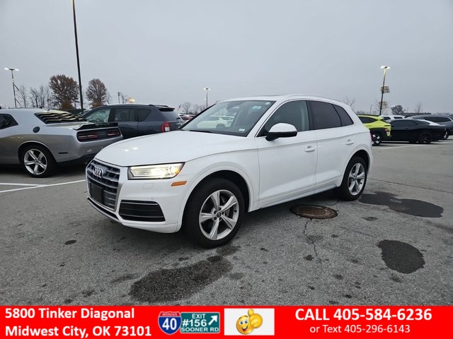 2020 Audi Q5 Premium's photo