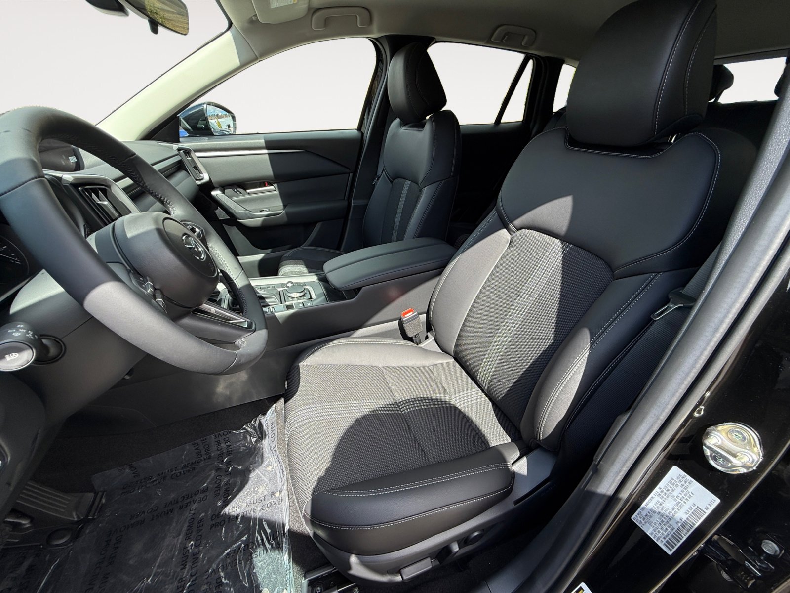 2025 Mazda CX-50 Preferred photo 10