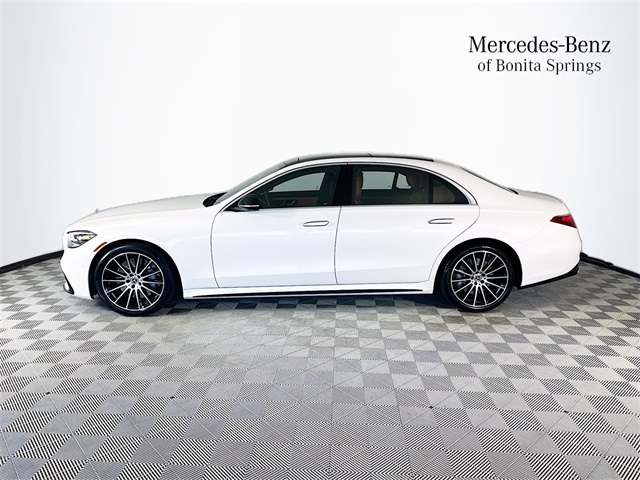2022 Mercedes Benz S 580 4MATIC photo 3