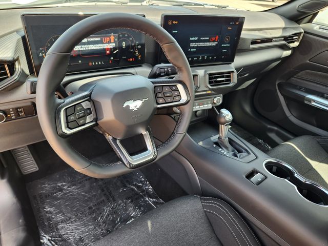 2025 Ford Mustang EcoBoost photo 25