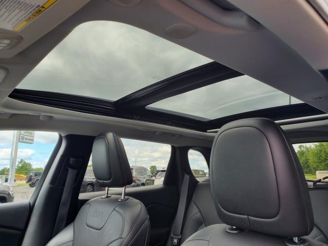 2022 Jeep Cherokee Limited photo 5