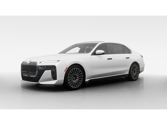 2025 BMW 740