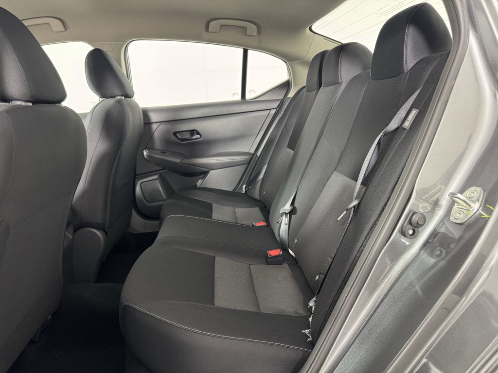 2025 Nissan Sentra SV photo 14