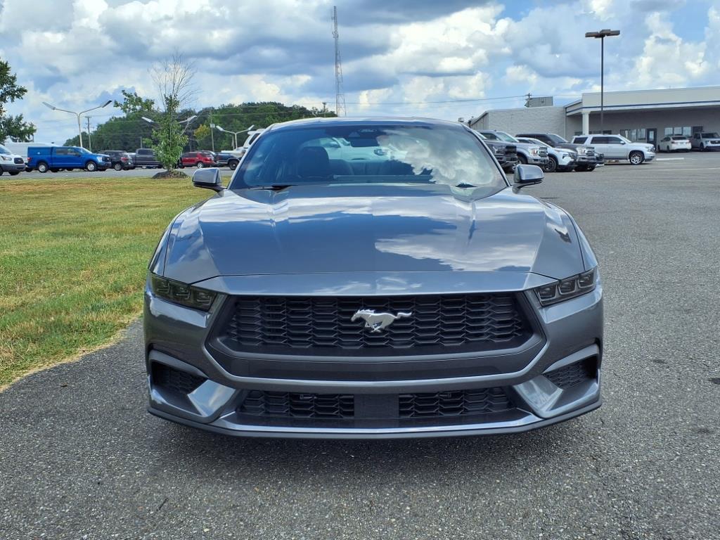 2025 Ford Mustang EcoBoost Premium photo 2