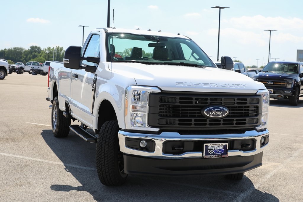 2025 Ford F-250 XL photo 6