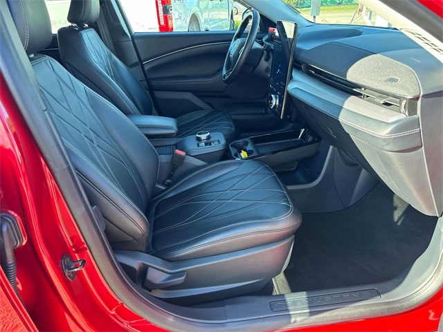 2021 Ford Mustang Mach-E Select photo 16