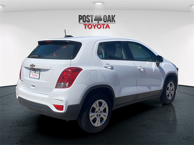 2017 Chevrolet Trax LS photo 19