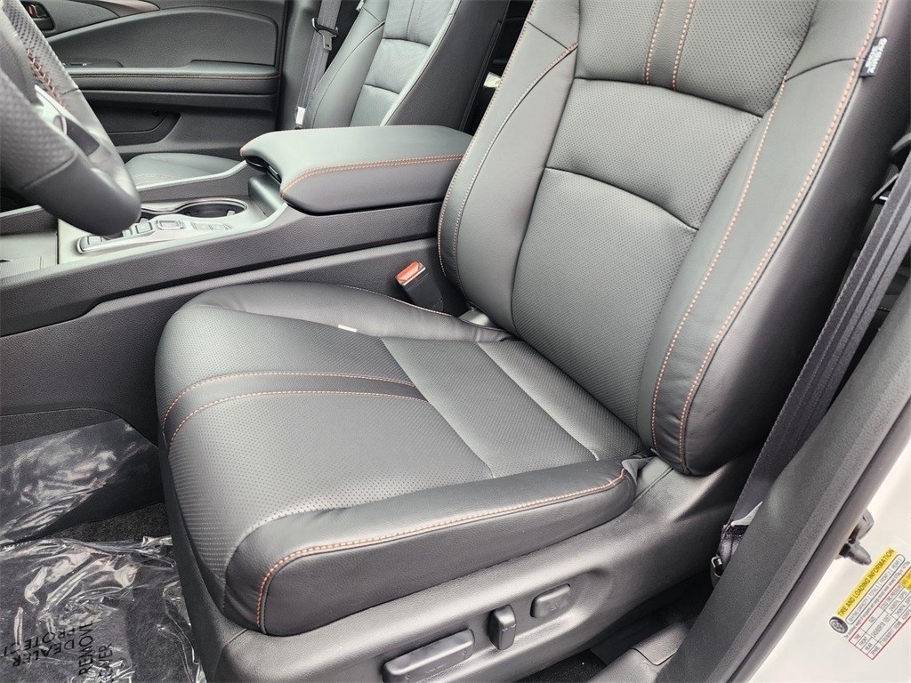 2025 Honda Ridgeline TrailSport photo 25
