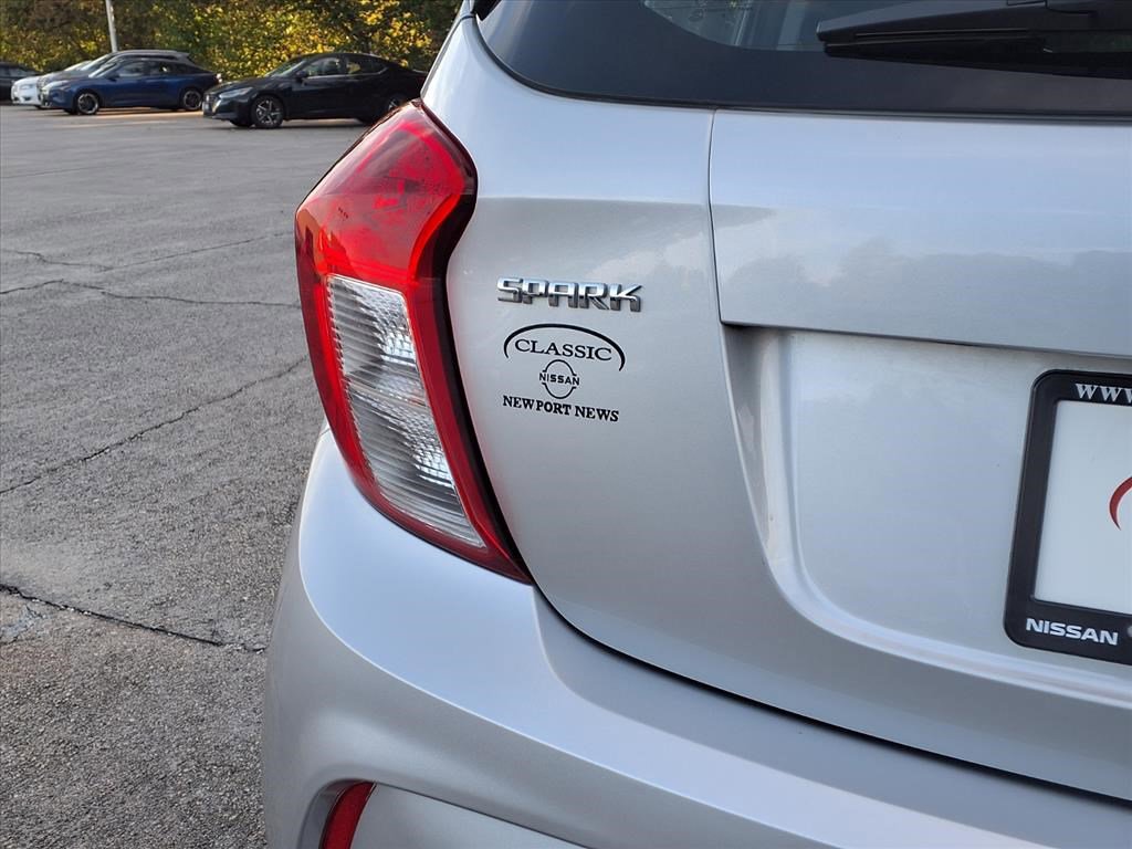 2020 Chevrolet Spark 1LT LT photo 9