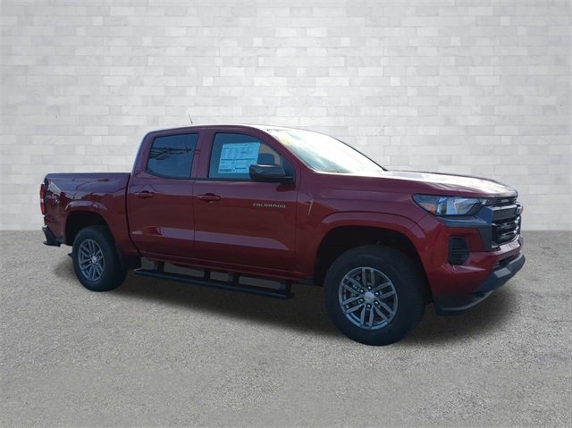 2026 Chevrolet Colorado LT photo 2