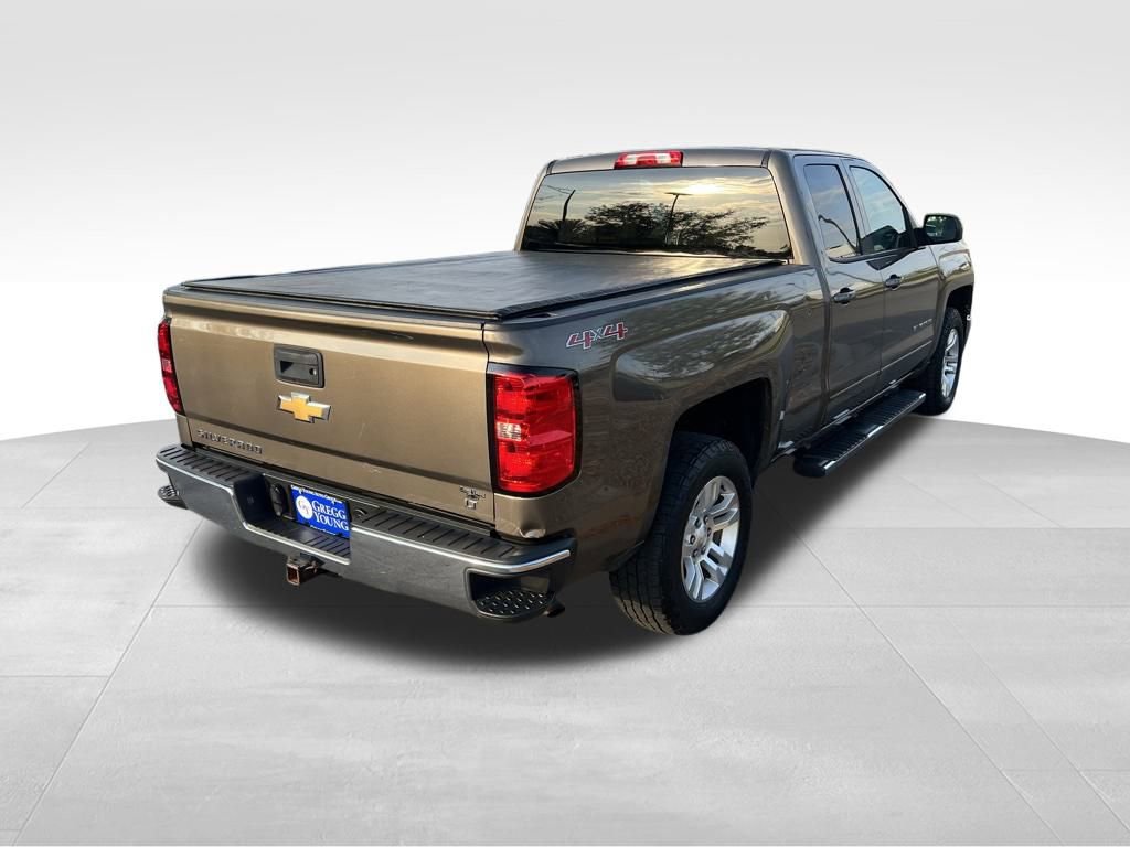 2015 Chevrolet Silverado 1500 LT photo 4