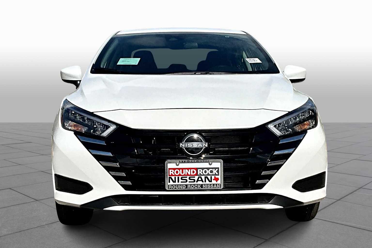 2025 Nissan Versa SV photo 3