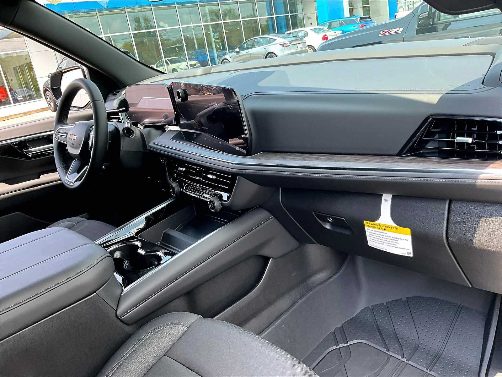 2025 Chevrolet Tahoe LS photo 9