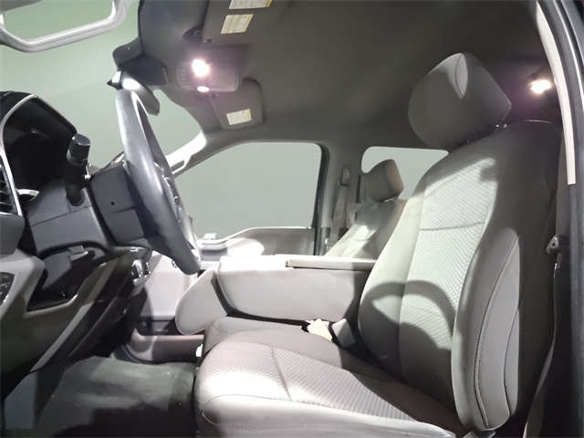 2020 Ford F-150 XLT photo 9