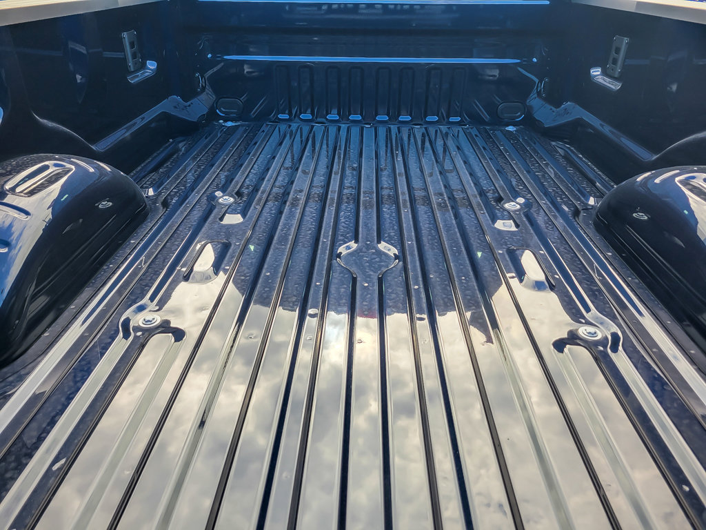 2025 FORD F-350 - Image 14