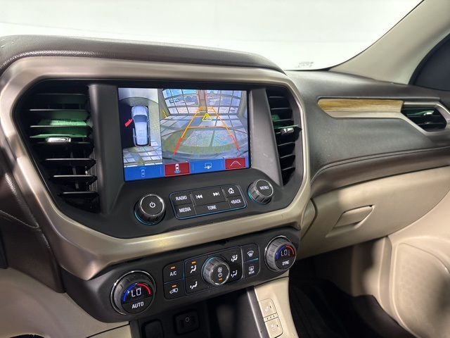 2017 Gmc Acadia Denali photo 11