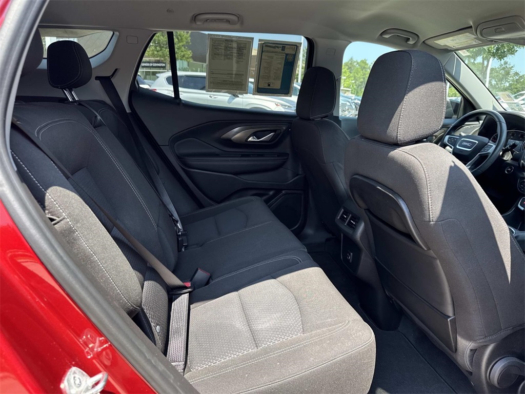 2023 Gmc Terrain SLE photo 8