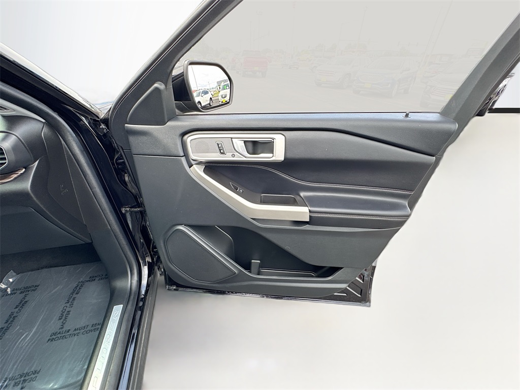 2022 Ford Explorer Limited photo 33