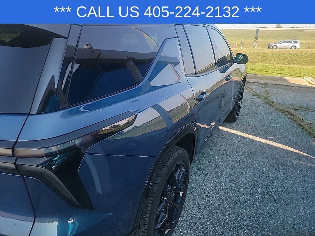 2024 Chevrolet Traverse RS photo 17