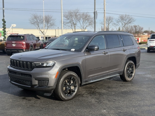 2024 Jeep Grand Cherokee L Altitude's photo