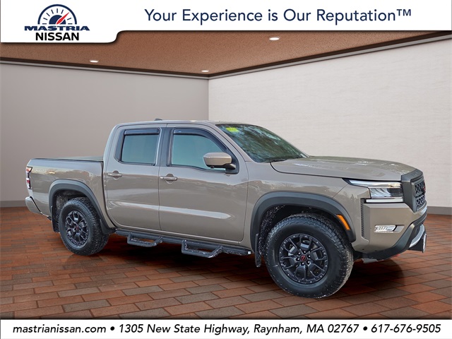 2022 Nissan Frontier PRO-4X's photo