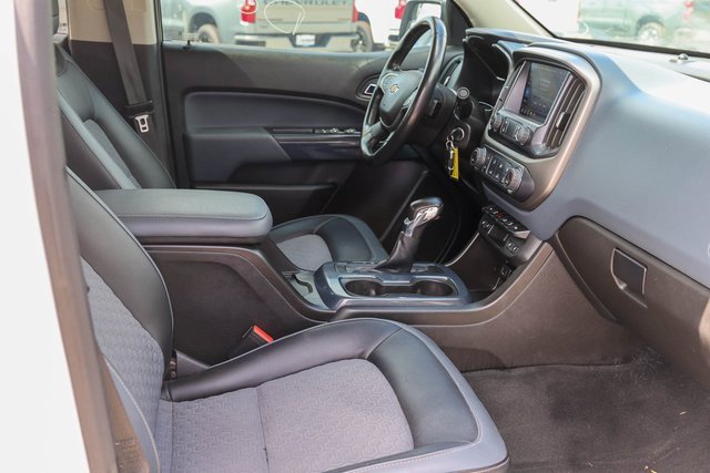 Used 2022 Summit White Chevrolet Z71 image 17