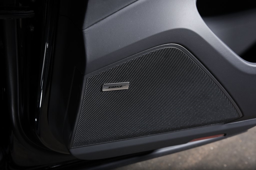 2025 Porsche Cayenne photo 28