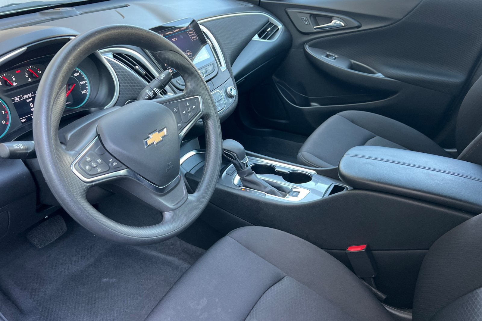 2024 Chevrolet Malibu 1LT photo 9