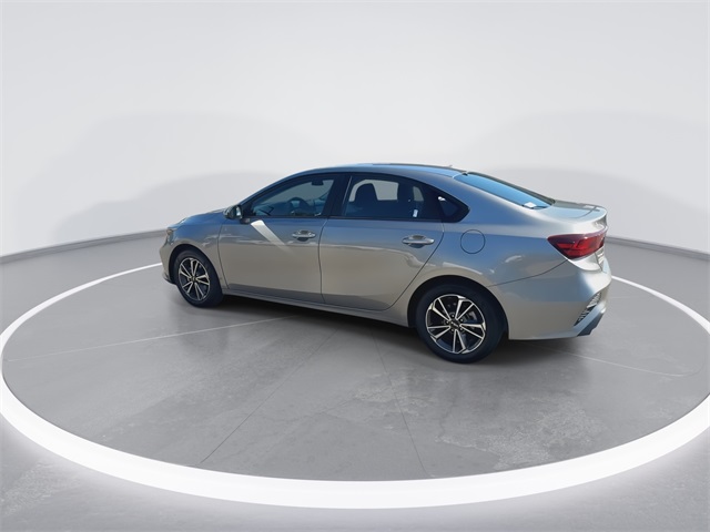 2022 Kia Forte LXS photo 6
