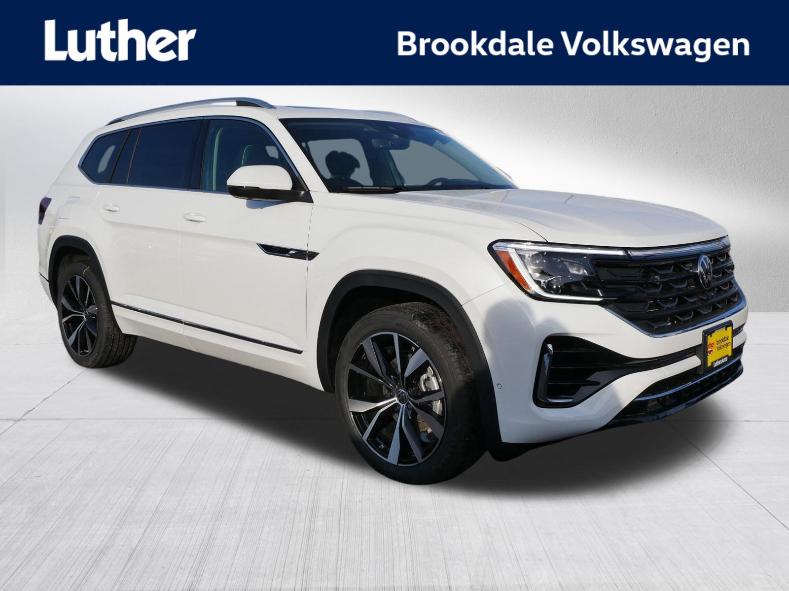 2026 Volkswagen Atlas SEL Premium R-Line's photo