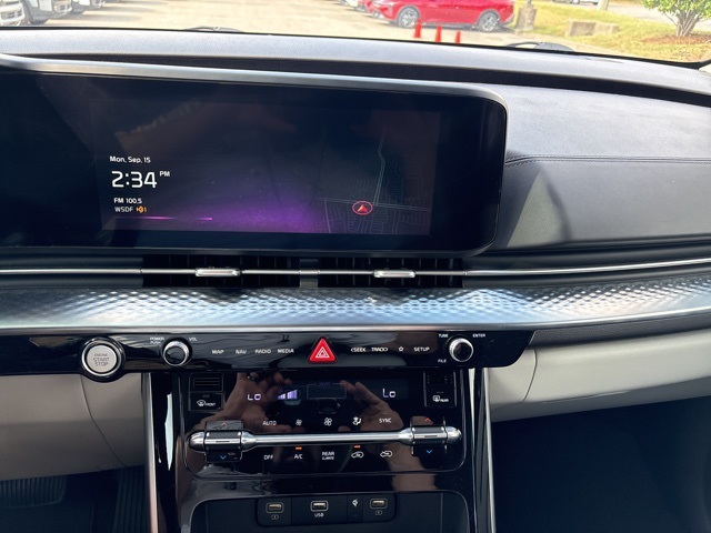 2023 Kia Carnival SX Prestige photo 11