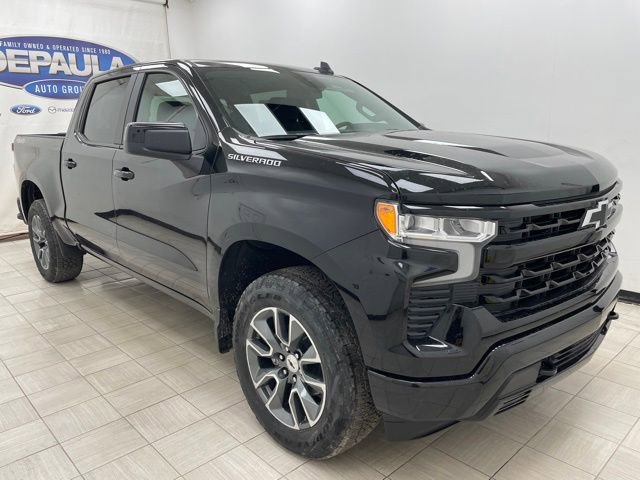 2026 Chevrolet Silverado Base's photo