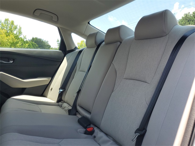2025 Honda Accord LX photo 7